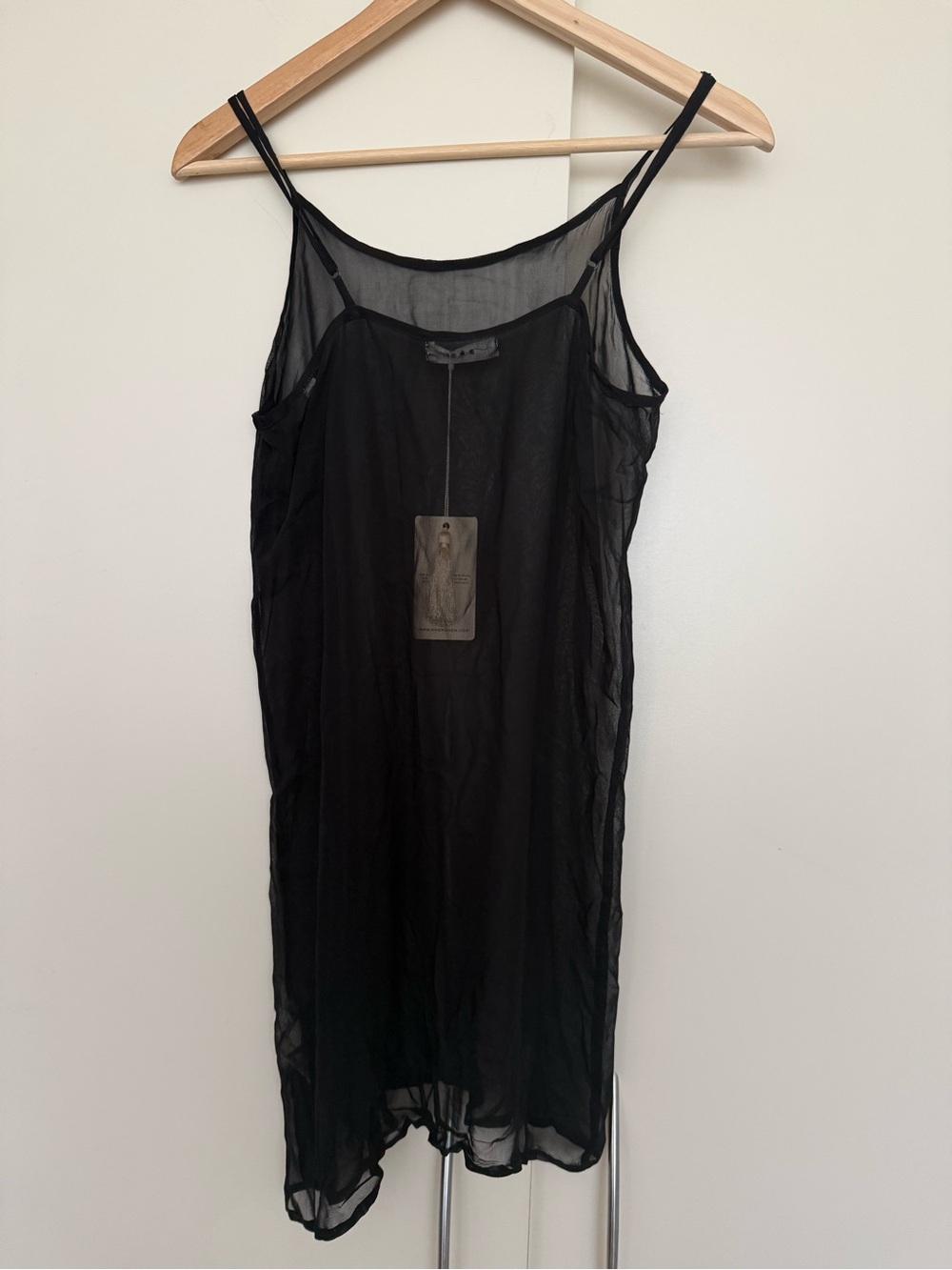 DOEN Black Short Scoop Slip Dress Delicate adjustable straps Medium NWT - Picture 3 of 6